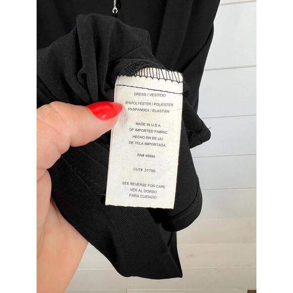 R&M Richards Black Pendant Attached Necklace Shift Dress Plus Size 14W - Picture 9 of 10